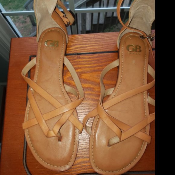 Gianni Bini Shoes - SIZE 11 WOMEN'S GIANNI BINI LEATHER SANDALS